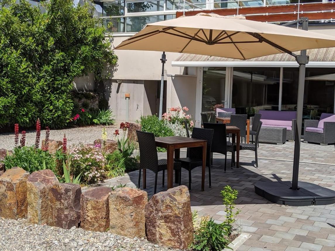 Logis Hotel Regina Ла-Бурбуль Екстер'єр фото