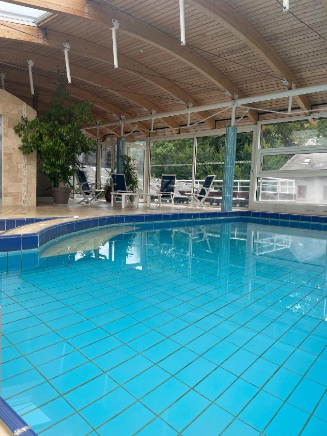Logis Hotel Regina Ла-Бурбуль Екстер'єр фото