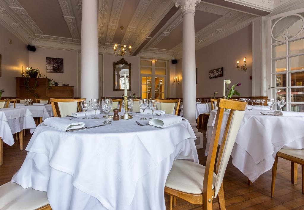 Logis Hotel Regina Ла-Бурбуль Екстер'єр фото